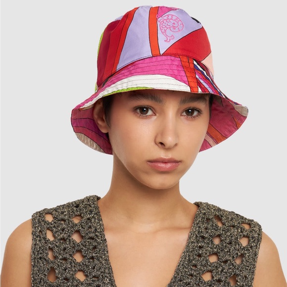 EMILIO PUCCI REVERSIBLE SILK BUCKET HAT - Picture 2 of 6